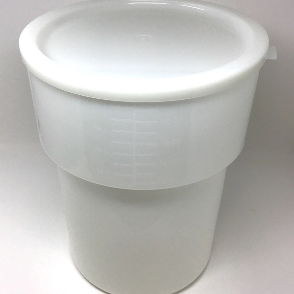 Carlisle 22 qt (5.5 gallons) Airtight Foodsafe Storage Container Bucket w/Lid - Picture 1 of 7